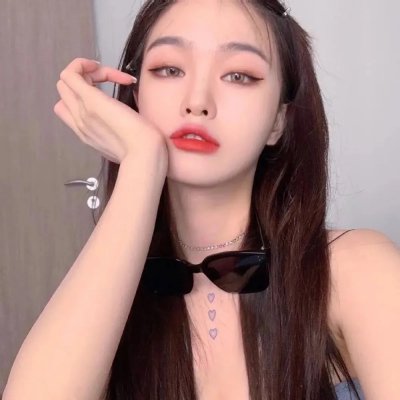 伤心最是关山月